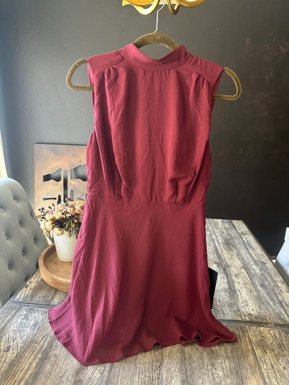 NWT Lulus Burgundy Wine Sleeveless High Neck Scalloped Hem Dress Size S